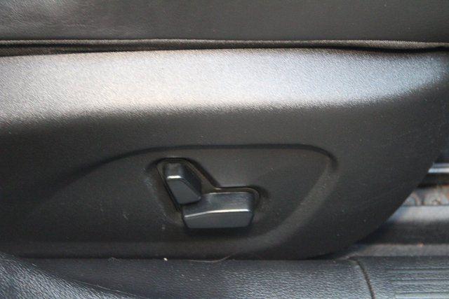 used 2015 Chrysler 200 car, priced at $10,900