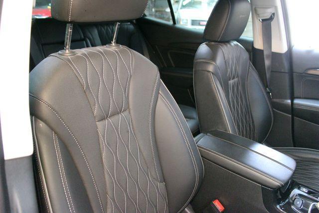 used 2023 Buick Envision car, priced at $35,900