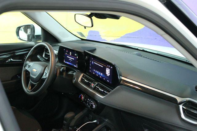 used 2025 Chevrolet TrailBlazer car, priced at $24,900