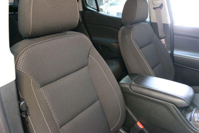 used 2023 GMC Acadia car, priced at $28,900