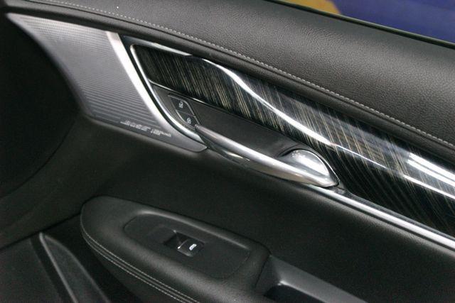 used 2021 Cadillac XT6 car, priced at $30,900