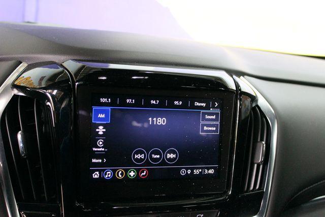 used 2022 Chevrolet Traverse car, priced at $26,900