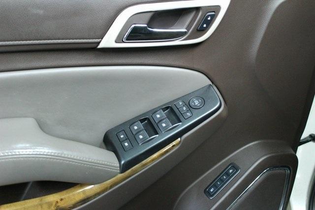 used 2015 GMC Yukon XL car, priced at $13,900