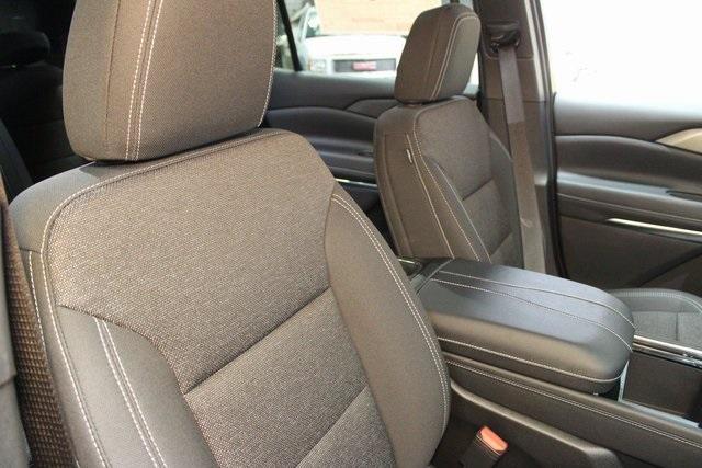 new 2026 Chevrolet Traverse car, priced at $44,048