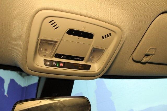 used 2021 Chevrolet Traverse car, priced at $23,900