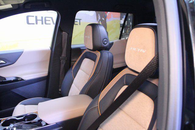 new 2026 Chevrolet Equinox car, priced at $33,981