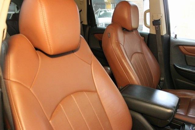 used 2017 Chevrolet Traverse car, priced at $14,900