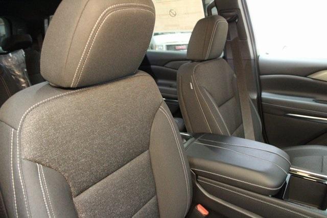 new 2026 Chevrolet Traverse car, priced at $45,298