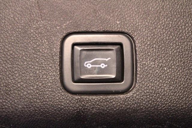 used 2021 GMC Yukon car, priced at $39,900