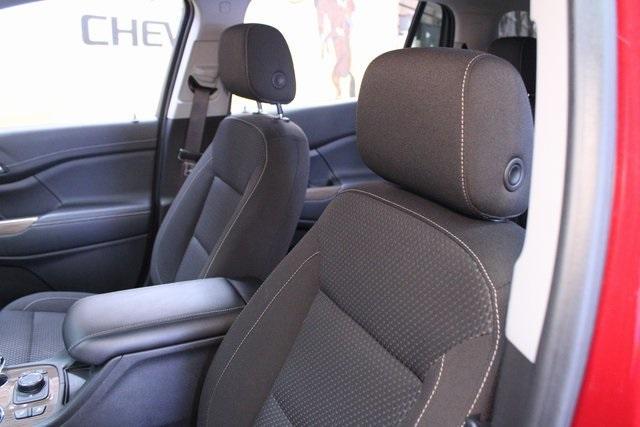 used 2023 GMC Acadia car, priced at $27,900