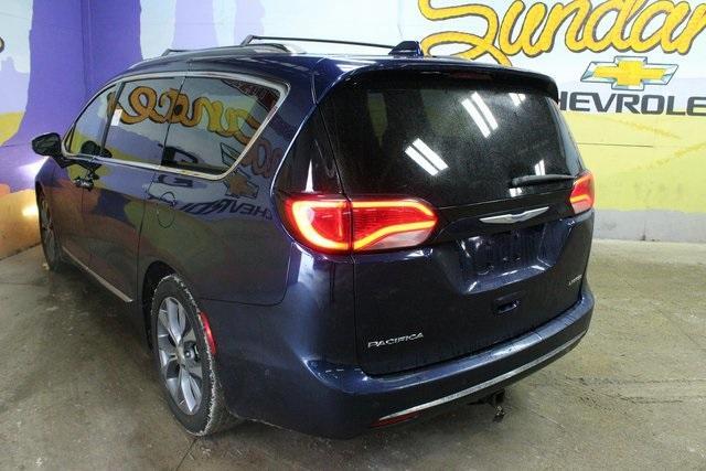 used 2018 Chrysler Pacifica car, priced at $13,900