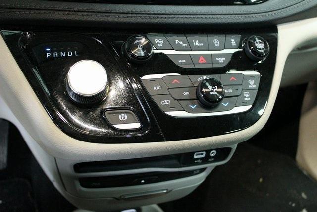 used 2018 Chrysler Pacifica car, priced at $13,900