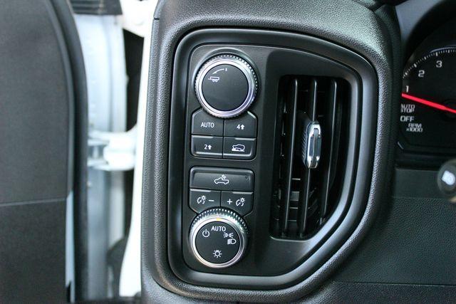 used 2024 GMC Sierra 1500 car, priced at $35,900