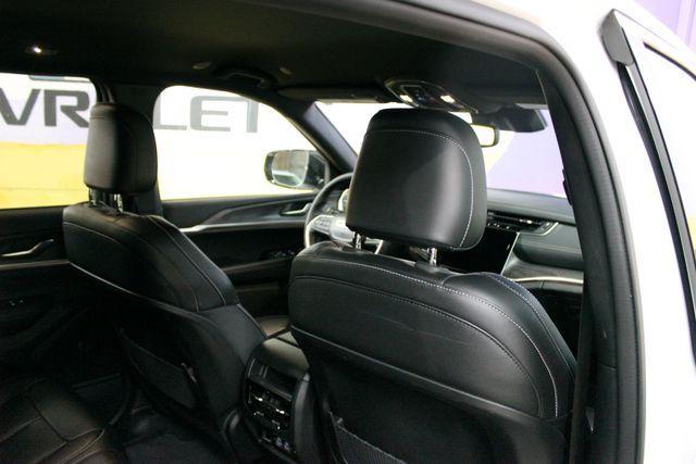 used 2024 Jeep Grand Cherokee car, priced at $32,900