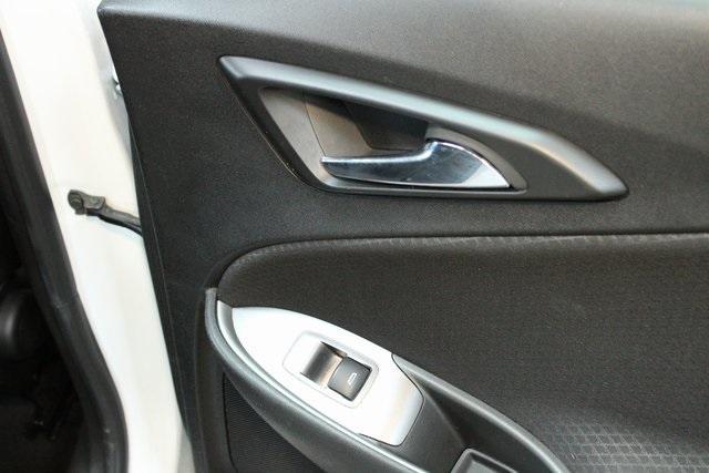 used 2024 Chevrolet Malibu car, priced at $18,900