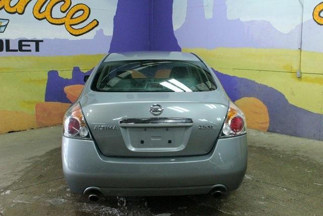 used 2008 Nissan Altima car, priced at $5,500