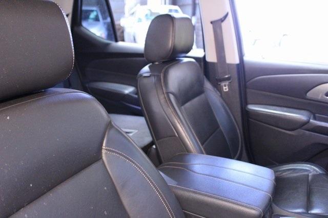 used 2021 Chevrolet Traverse car, priced at $29,900