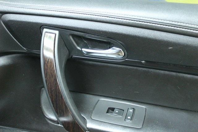 used 2016 Chevrolet Traverse car, priced at $13,500