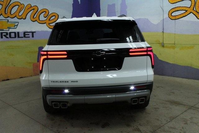 new 2026 Chevrolet Traverse car, priced at $45,298