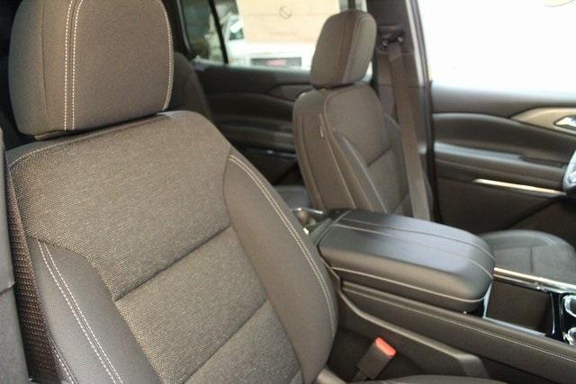 new 2026 Chevrolet Traverse car, priced at $45,298