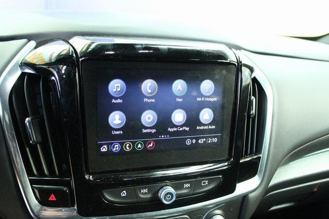used 2022 Chevrolet Traverse car, priced at $33,900