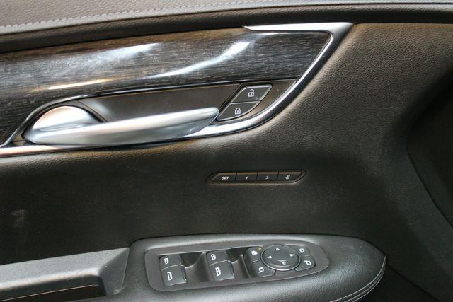 used 2022 Cadillac XT5 car, priced at $27,900