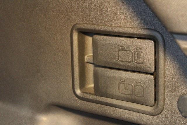 used 2022 Chevrolet Equinox car, priced at $19,900