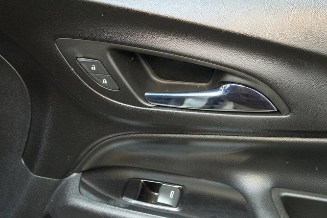 used 2022 Chevrolet Equinox car, priced at $19,900