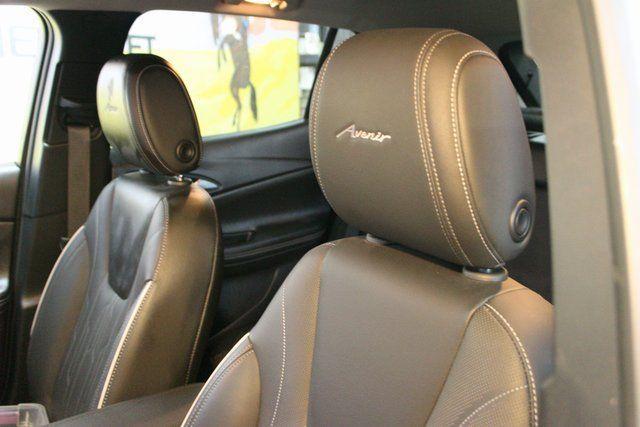 used 2025 Buick Encore GX car, priced at $29,900