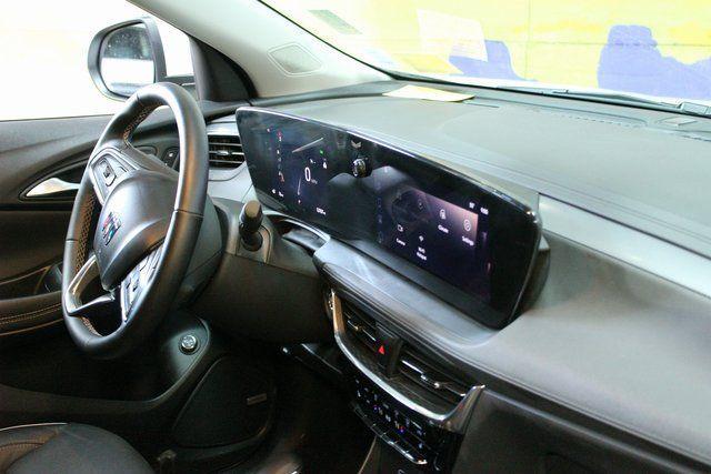 used 2025 Buick Encore GX car, priced at $29,900