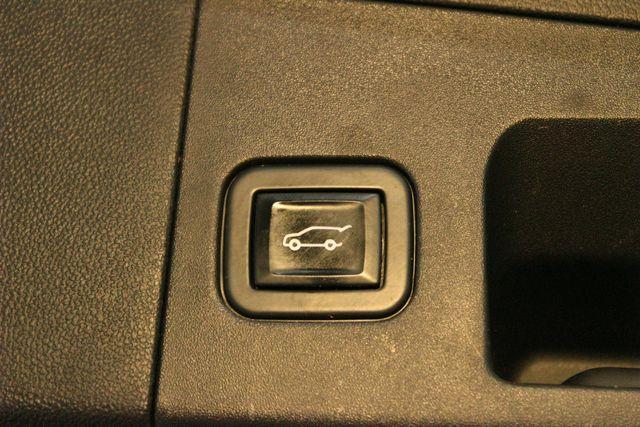 used 2022 Cadillac XT5 car, priced at $27,900