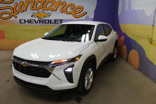 new 2026 Chevrolet Trax car, priced at $23,623