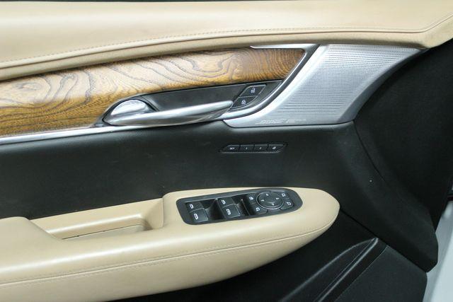used 2021 Cadillac XT5 car, priced at $28,900