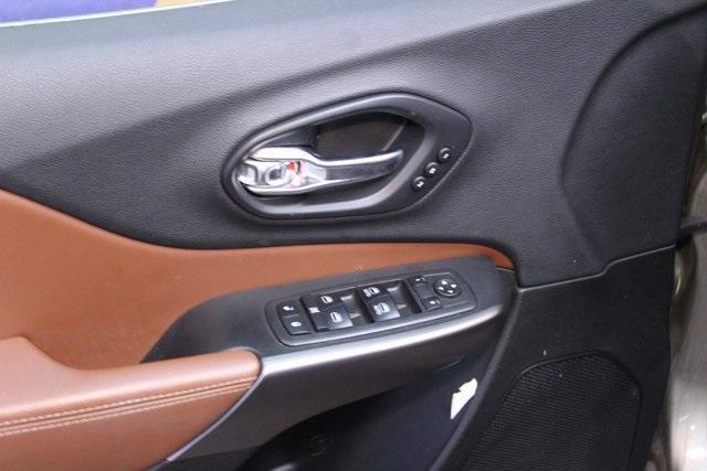 used 2019 Jeep Cherokee car, priced at $21,500