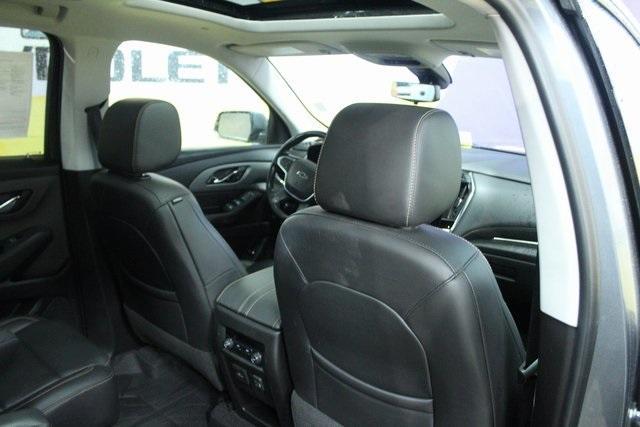used 2021 Chevrolet Traverse car, priced at $28,400