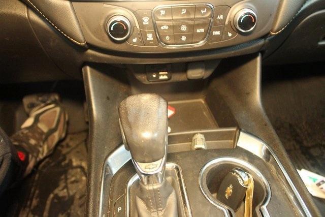 used 2021 Chevrolet Traverse car, priced at $28,400