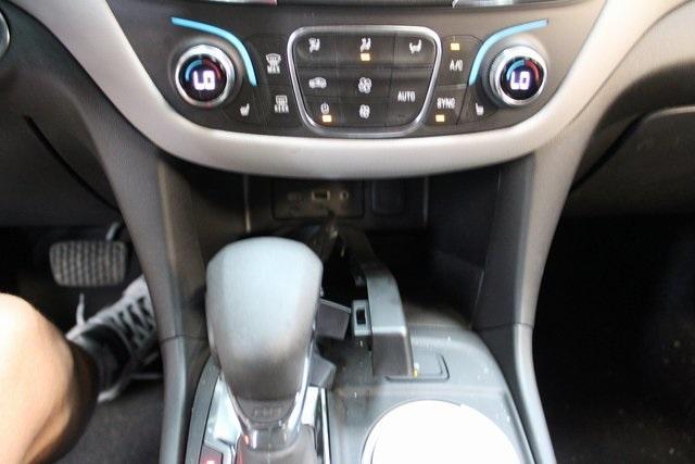 used 2022 Chevrolet Equinox car, priced at $19,900