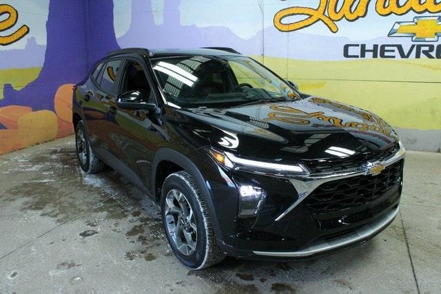 used 2025 Chevrolet Trax car, priced at $21,900