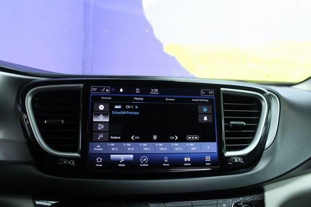 used 2021 Chrysler Pacifica car, priced at $21,900