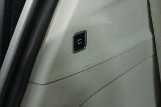 used 2021 Chrysler Pacifica car, priced at $21,900