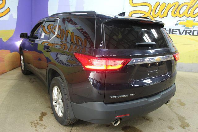 used 2020 Chevrolet Traverse car, priced at $24,194