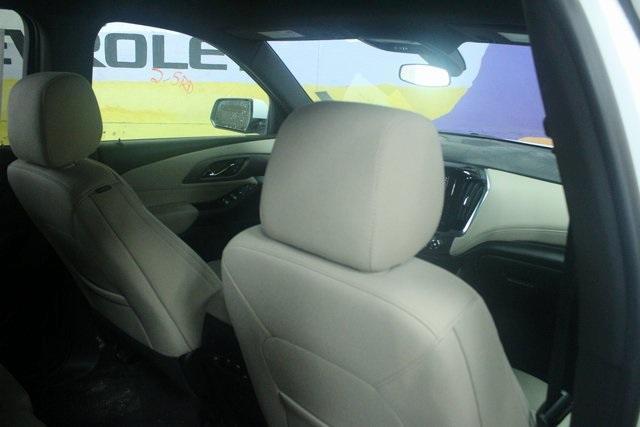 used 2023 Chevrolet Traverse car, priced at $28,900