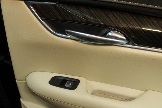 used 2018 Cadillac XT5 car, priced at $18,900