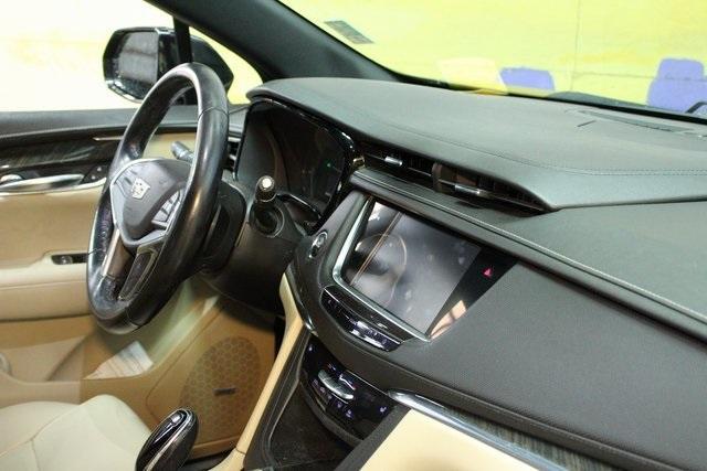 used 2018 Cadillac XT5 car, priced at $18,900