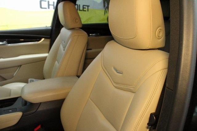 used 2018 Cadillac XT5 car, priced at $18,900