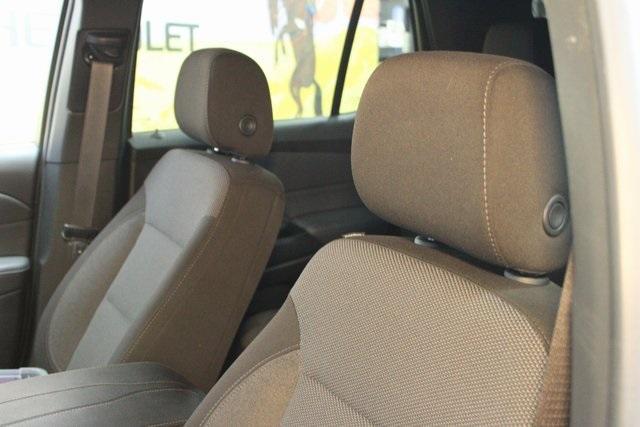 used 2023 Chevrolet Traverse car, priced at $31,800