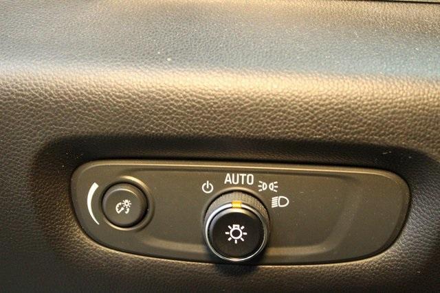 used 2023 Chevrolet Traverse car, priced at $31,800