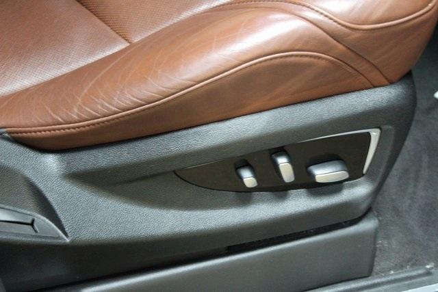 used 2020 Cadillac Escalade ESV car, priced at $42,900