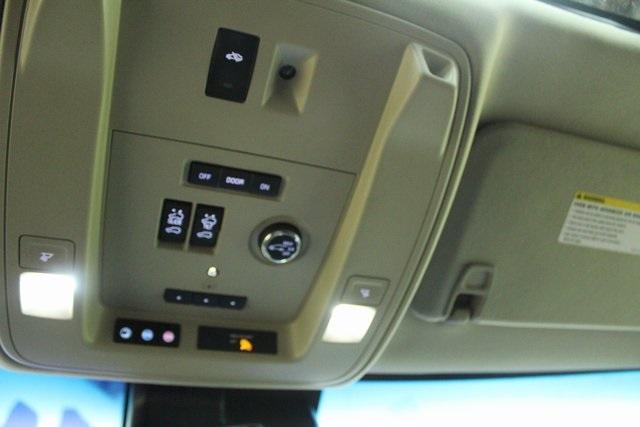 used 2020 Cadillac Escalade ESV car, priced at $42,900