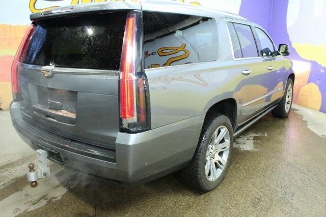 used 2020 Cadillac Escalade ESV car, priced at $42,900